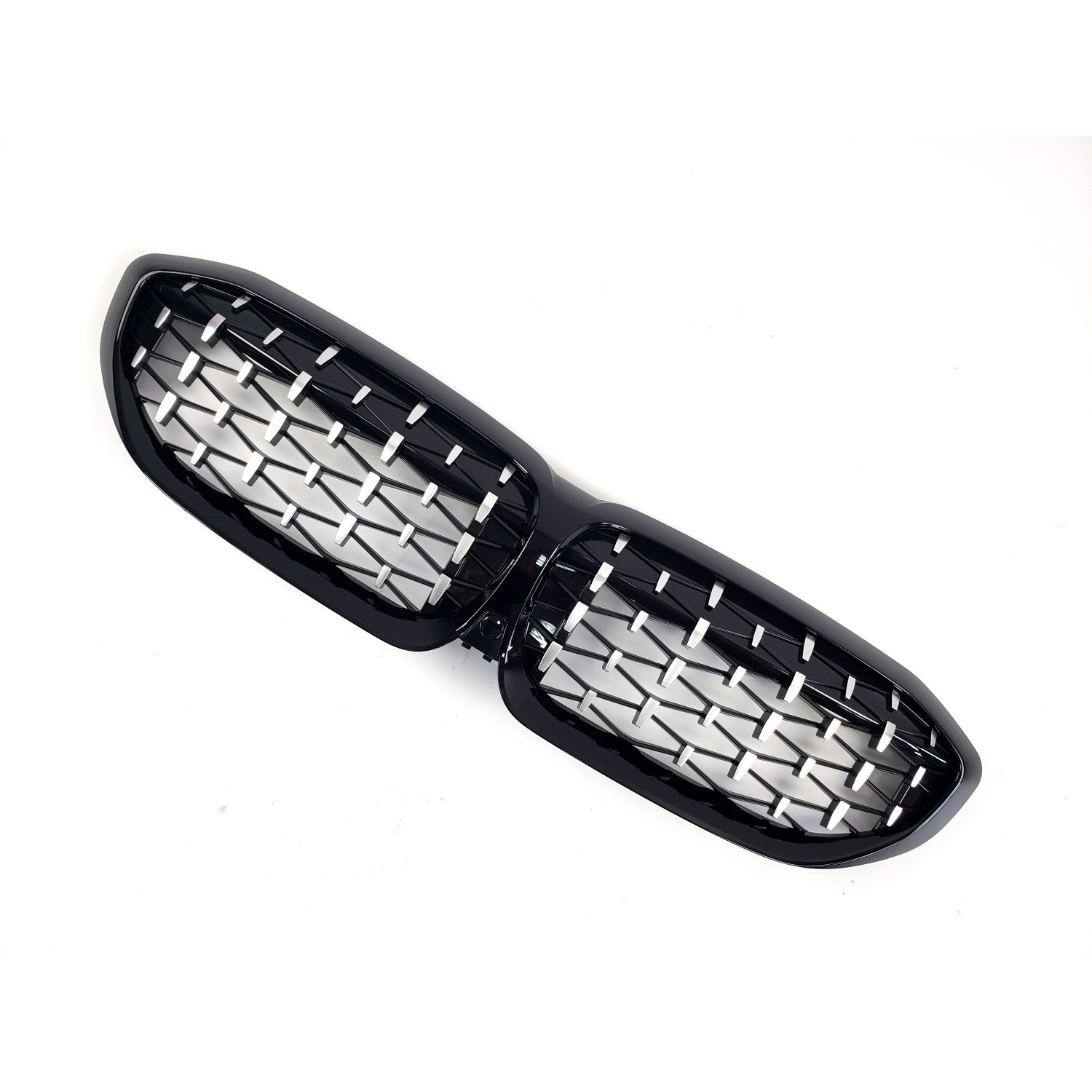 Ніздрі Silver Diamond BMW 3 G20/G21 · PL-1950DAE7