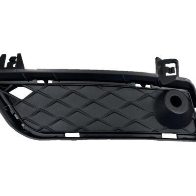 Решітка переднього бампера нижня (ліва) BMW X3 (F25 до рест.) 51117249595