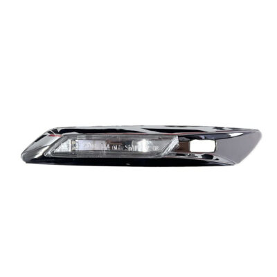 Повторювач повороту (правий) BMW 5 (F10/F11) 63137154170