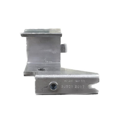Кронштейн передньої балки (правий) BMW 3 (F30/F31) 51647245796