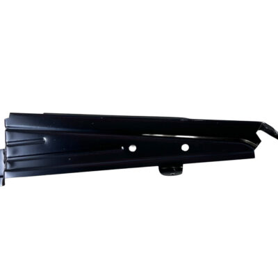Кронштейн крила (права) BMW X3 / X4 (F25 / F26) 41357267326
