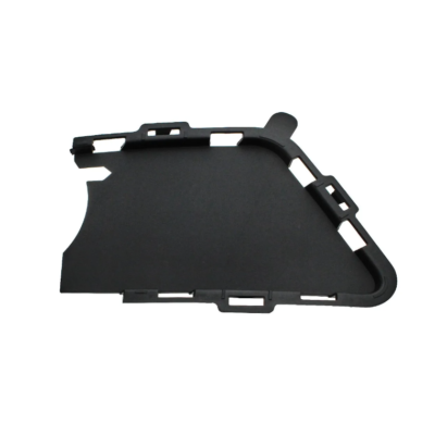 Права накладка решітки бампера на BMW F30 F31 F34 F80 (51118054262) M Paket