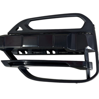 Рамка протитуманної фари (ліва) BMW X3 (G01) 51117420871