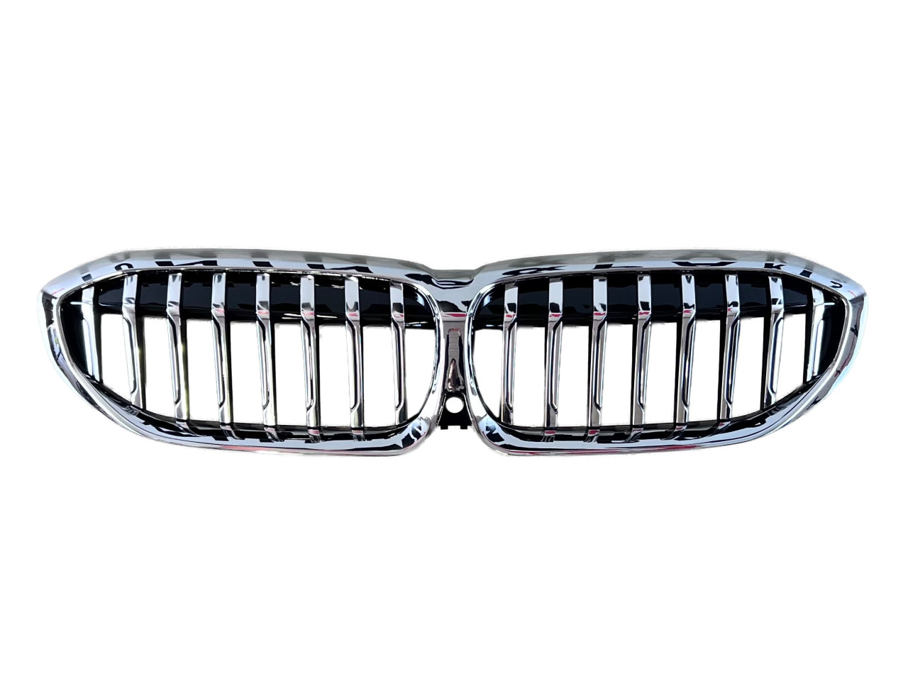 Решітка радіатора (хром, під камеру) BMW 3 G20/G21 51137457041